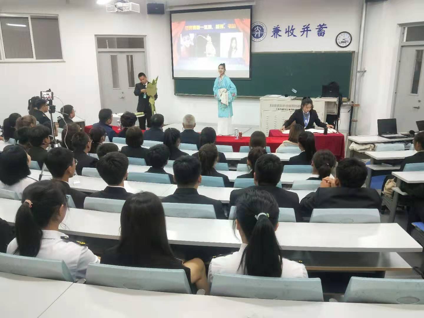 一竞技官网APP